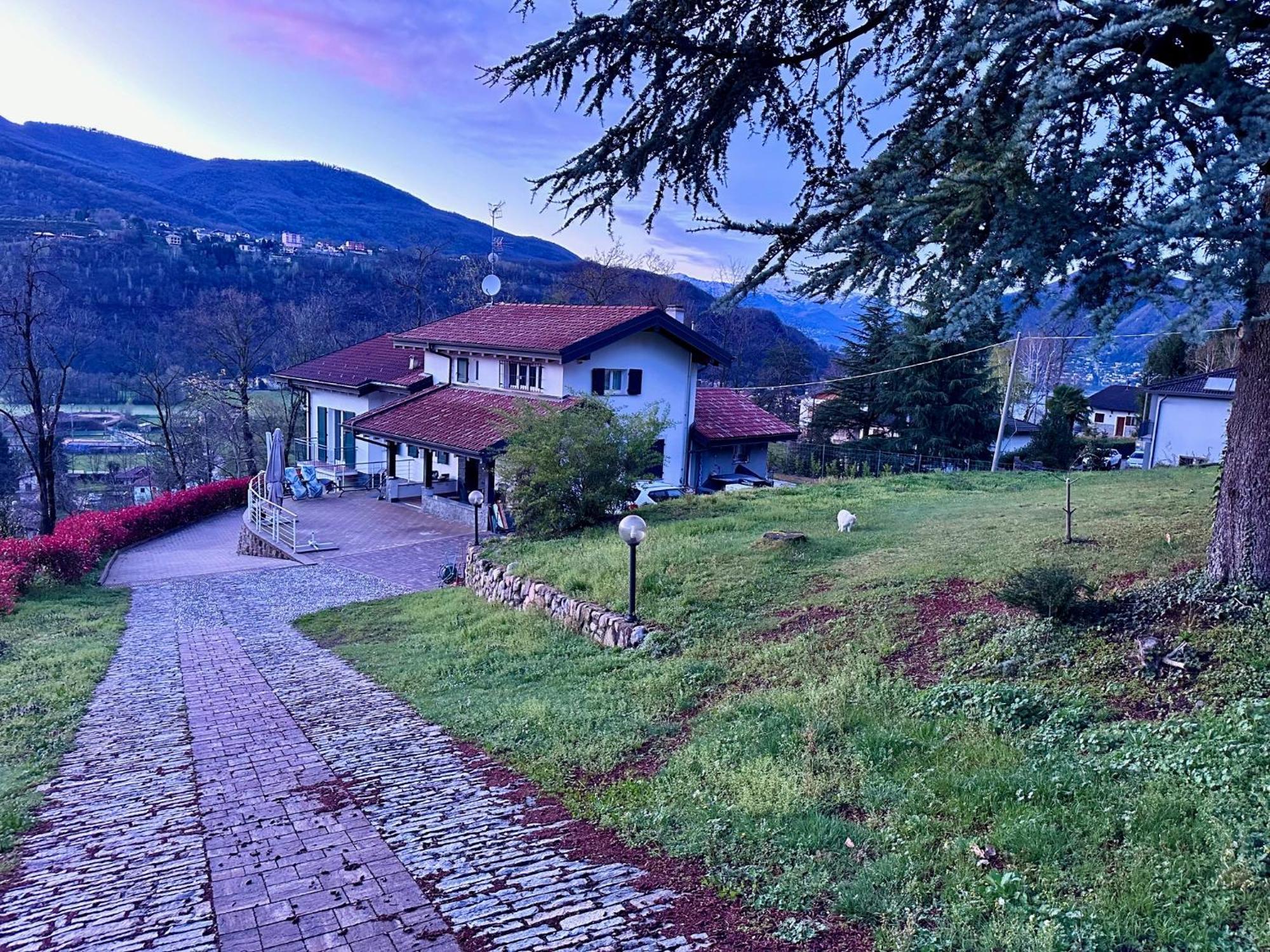 Vacabruz Apartment Besano Екстер'єр фото